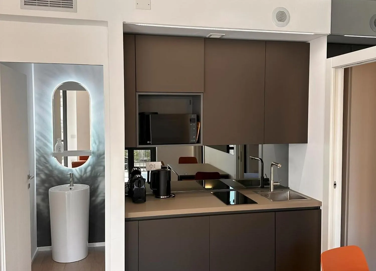 اتصالات Navigli Relax With Private Balcony And Parking 