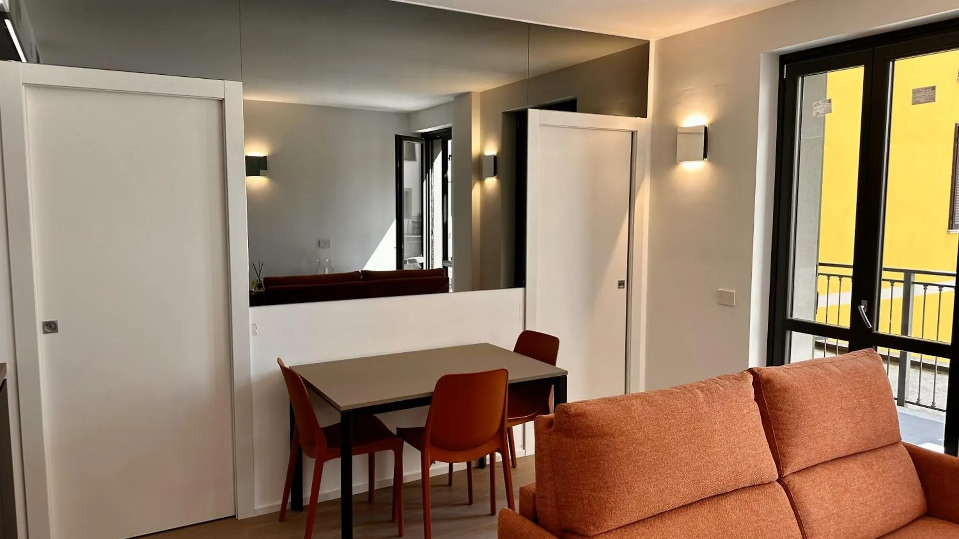 شقة Navigli Relax With Private Balcony And Parking ميلان إيطاليا